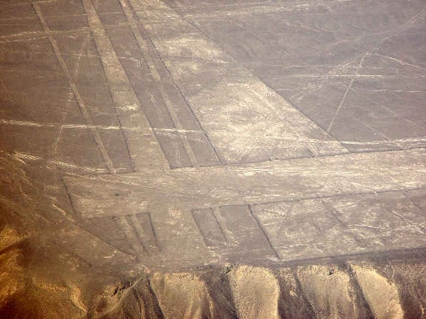 Lignes tracées désert de Nazca, Pérou