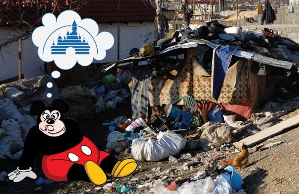 Mickey dans la déchéance de sa vie et dans son bidonville
