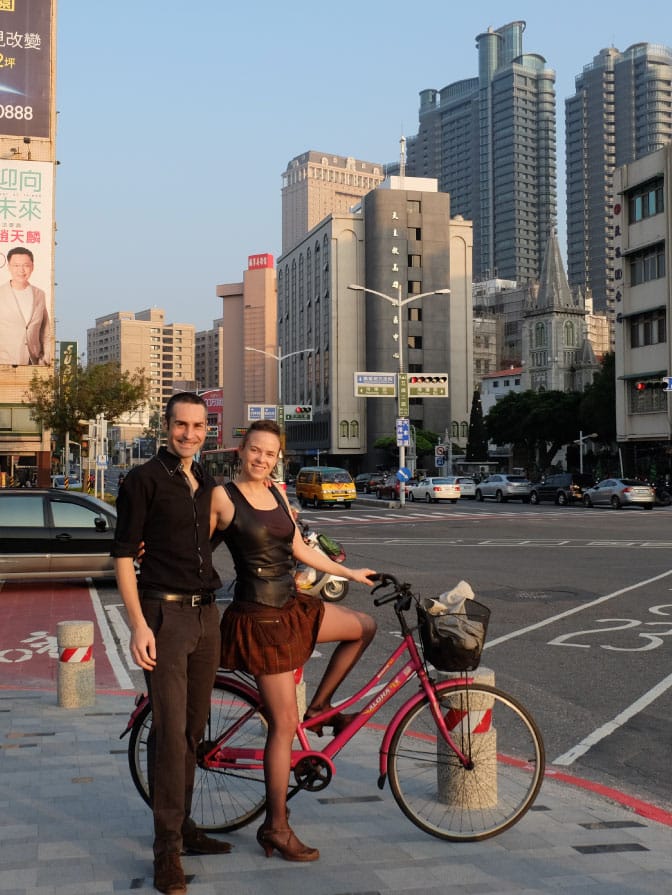 Haydée et Tony au centre de Kaohsiung à Taïwan
